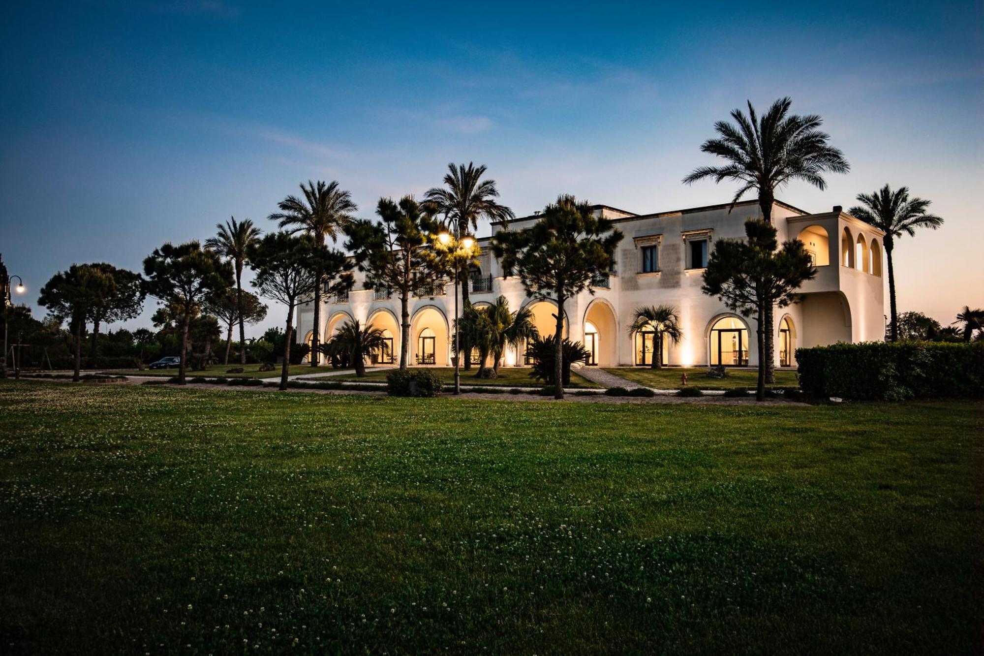 Hotiday Room Collection - Gallipoli Masseria Екстериор снимка