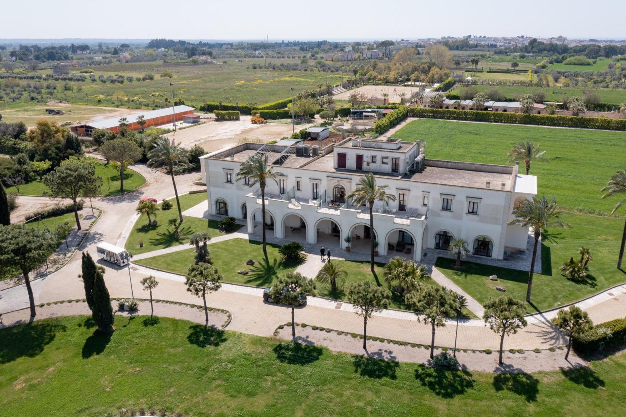 Hotiday Room Collection - Gallipoli Masseria Екстериор снимка