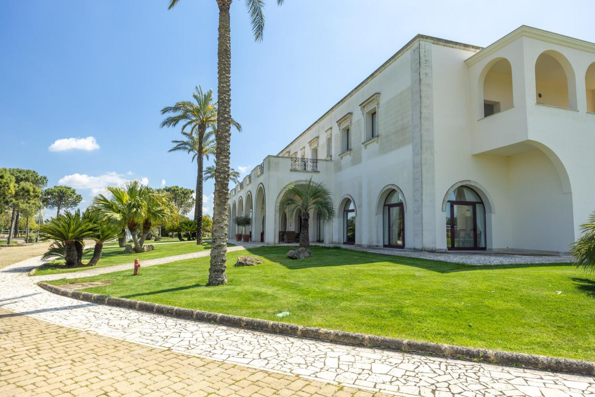 Hotiday Room Collection - Gallipoli Masseria Екстериор снимка
